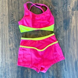 Brand new Honeycut dance set